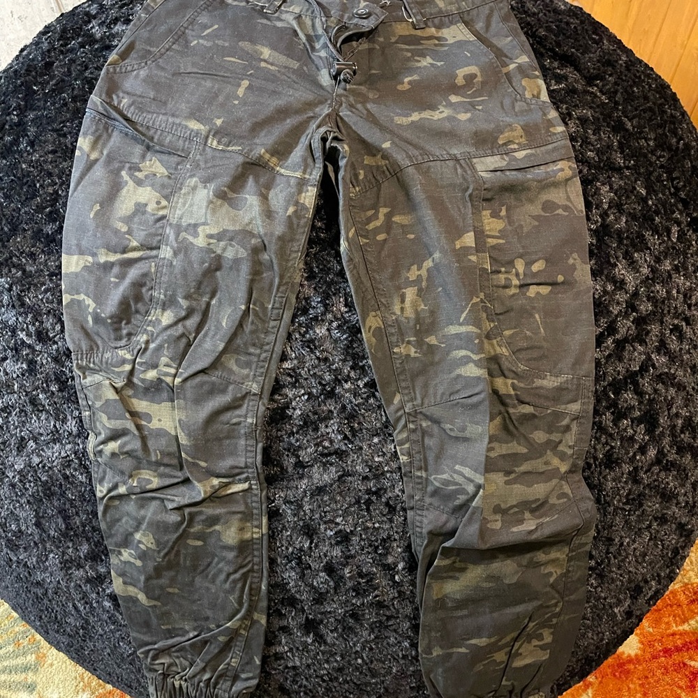 All Skill No Luck / Gnarco Amarok joggers - multi-cam black / MCB - size 34/30
